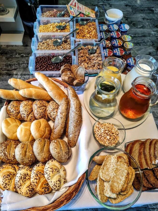 Luxusni Grand V Centru Harrachova Se Soukromou Mega Terasou, S Privatnim Parkovanim Zdarma, S Moznosti Dobijeni Wallbox Ev A Vyhledem Na Harrachovsky Kostelicek *